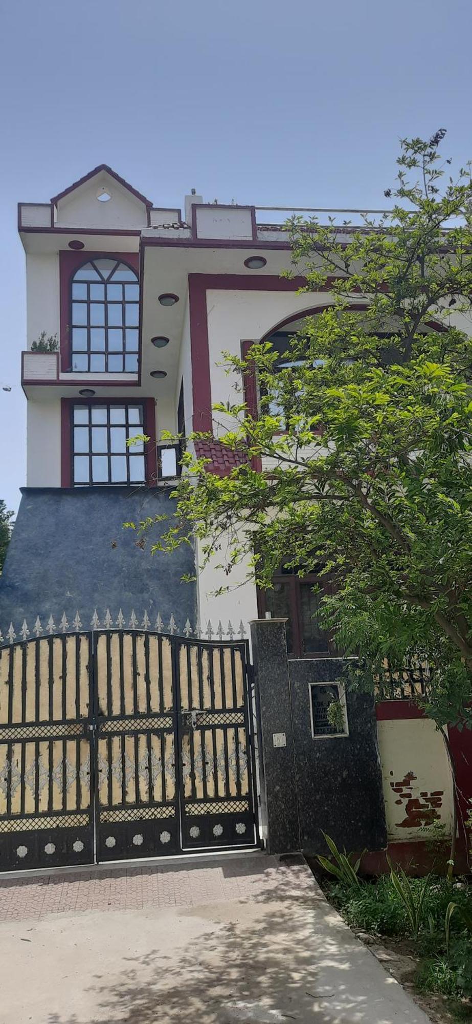 Balaji Guest House - Home Stay เกรทเตอร์นอยดา ภายนอก รูปภาพ