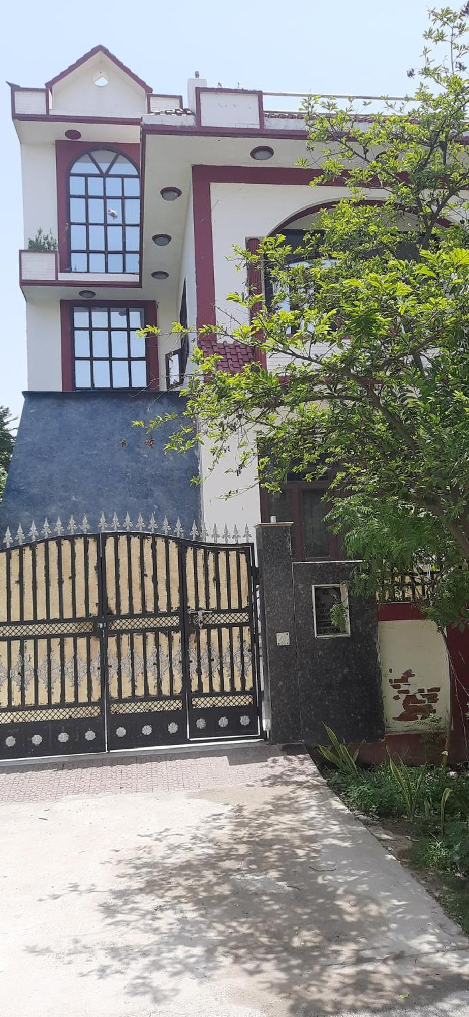 Balaji Guest House - Home Stay เกรทเตอร์นอยดา ภายนอก รูปภาพ