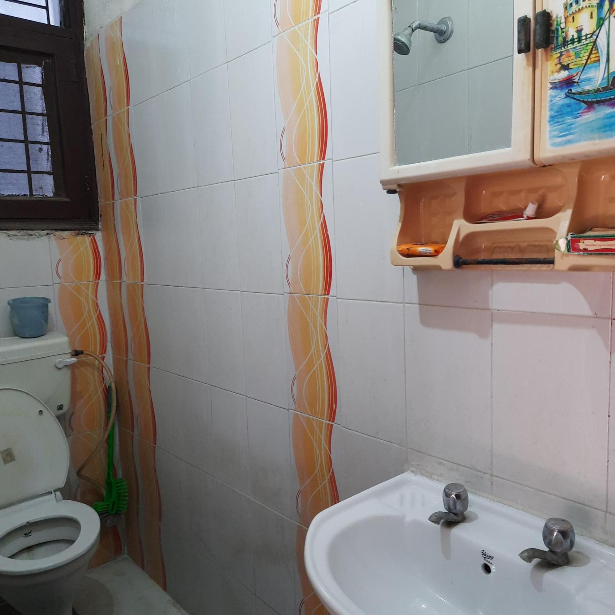 Balaji Guest House - Home Stay เกรทเตอร์นอยดา ห้อง รูปภาพ